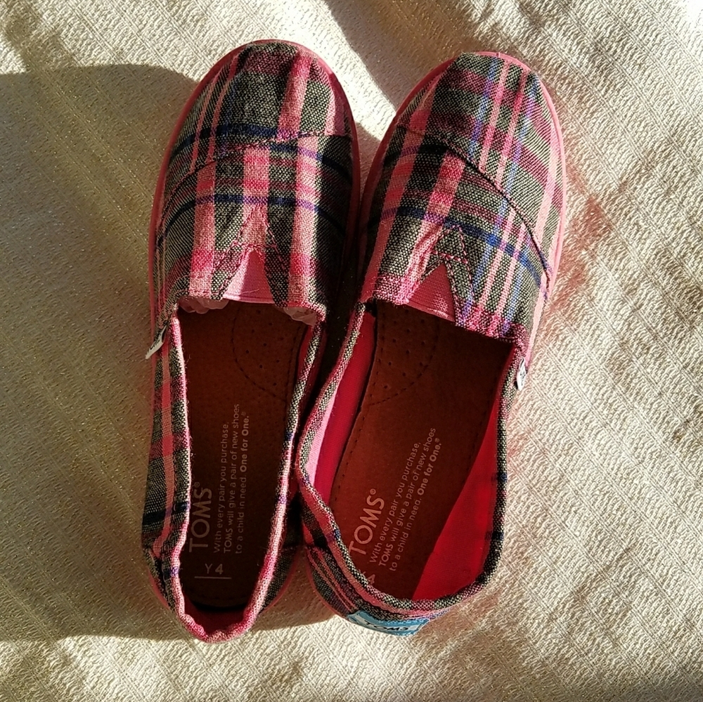 Toms pink plaid